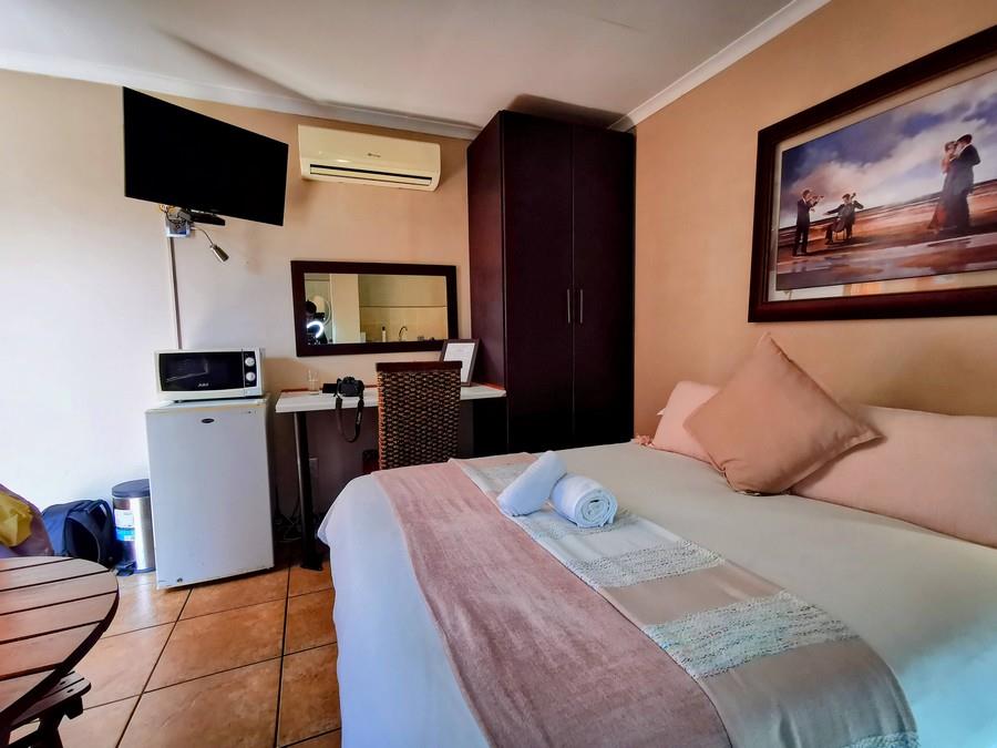 9 Bedroom Property for Sale in Park West Free State